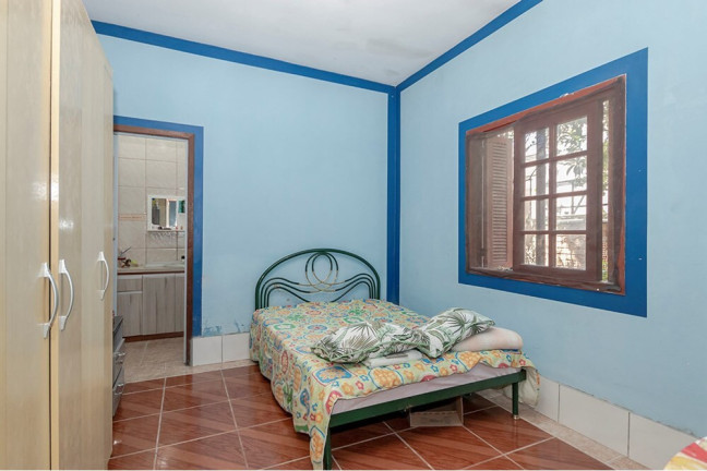 Imagem Casa com 3 Quartos à Venda, 250 m² em Espírito Santo - Porto Alegre Imagem Casa com 3 Quartos à Venda, 250 m² em Espírito Santo - Porto Alegre