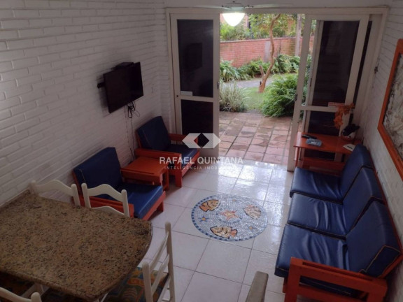 Imagem Casa de Condomínio com 2 Quartos à Venda, 58 m² em Canasvieiras - Florianópolis