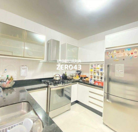Casa com 4 Quartos à Venda, 300 m² em Jardim Alvorada - Londrina
