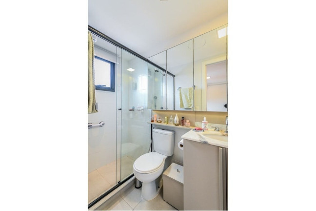 Imagem Imóvel com 2 Quartos à Venda, 61 m² em Azenha - Porto Alegre Imagem Imóvel com 2 Quartos à Venda, 61 m² em Azenha - Porto Alegre