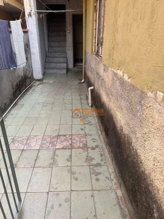 Imagem Sobrado com 6 Quartos à Venda, 200 m² em Camargos - Guarulhos Imagem Sobrado com 6 Quartos à Venda, 200 m² em Camargos - Guarulhos