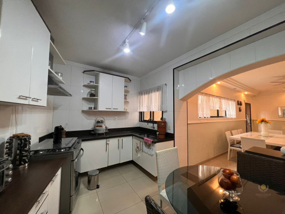 Imagem Sobrado com 3 Quartos à Venda, 180 m² em Vila Roque - São Paulo Imagem Sobrado com 3 Quartos à Venda, 180 m² em Vila Roque - São Paulo