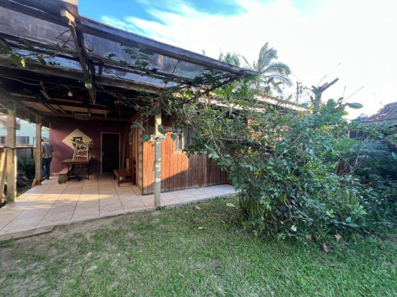 Imagem Casa com 2 Quartos à Venda, 75 m² em Salinas - Balneário Barra Do Sul Imagem Casa com 2 Quartos à Venda, 75 m² em Salinas - Balneário Barra Do Sul
