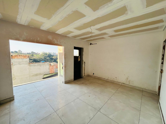Imagem Casa com 2 Quartos à Venda, 140 m² em Petrópolis - Betim Imagem Casa com 2 Quartos à Venda, 140 m² em Petrópolis - Betim