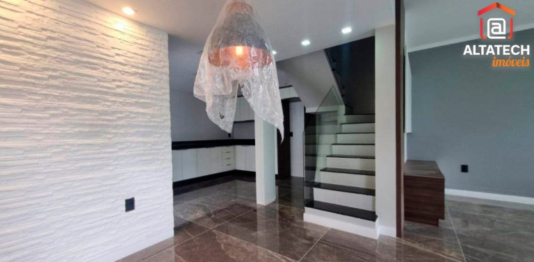 Imagem Casa com 3 Quartos à Venda, 110 m² em Centro - Poços De Caldas Imagem Casa com 3 Quartos à Venda, 110 m² em Centro - Poços De Caldas