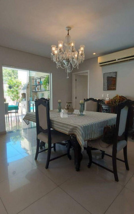 Imagem Casa com 5 Quartos à Venda, 287 m² em Gurupi - Teresina Imagem Casa com 5 Quartos à Venda, 287 m² em Gurupi - Teresina
