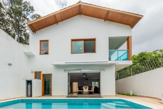 Imagem Casa com 3 Quartos à Venda, 247 m² em Guarapiranga - São Paulo