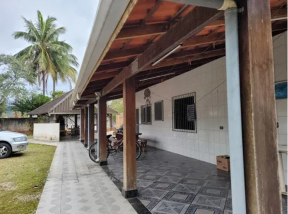 Imagem Casa com 3 Quartos à Venda, 240 m² em Pereque Mirim - Caraguatatuba Imagem Casa com 3 Quartos à Venda, 240 m² em Pereque Mirim - Caraguatatuba