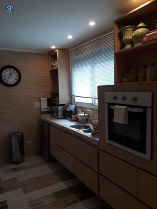 Imagem Casa com 3 Quartos à Venda, 240 m² em Vila Andrade - São Paulo Imagem Casa com 3 Quartos à Venda, 240 m² em Vila Andrade - São Paulo
