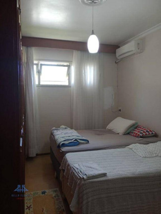 Imagem Casa com 6 Quartos à Venda, 250 m² em Capoeiras - Florianópolis Imagem Casa com 6 Quartos à Venda, 250 m² em Capoeiras - Florianópolis