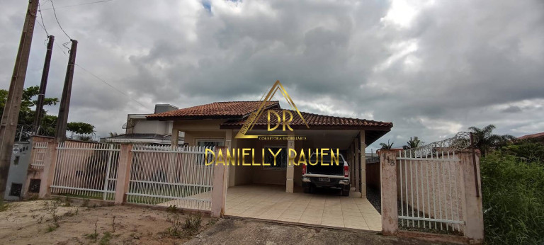 Imagem Casa com 3 Quartos à Venda, 300 m² em Itajuba - Barra Velha Imagem Casa com 3 Quartos à Venda, 300 m² em Itajuba - Barra Velha