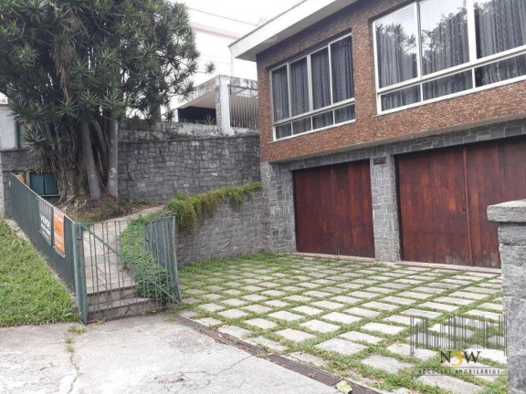 Casa com 3 Quartos à Venda, 270 m² em Alto De Pinheiros - São Paulo