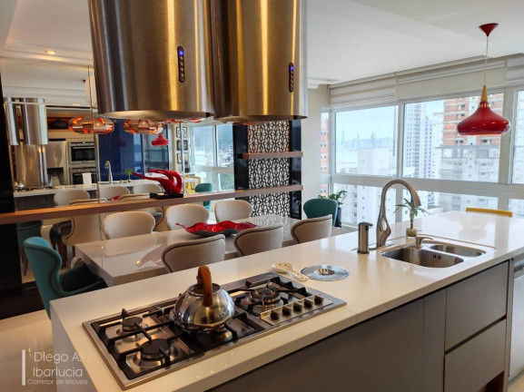 Imagem Apartamento com 3 Quartos à Venda, 116 m² em Pioneiros - Balneário Camboriú