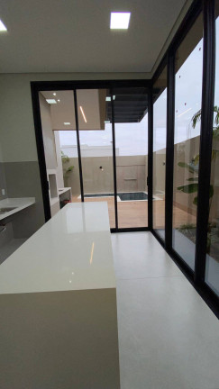 Imagem Casa com 3 Quartos à Venda, 142 m² em Cuiabá Imagem Casa com 3 Quartos à Venda, 142 m² em Cuiabá