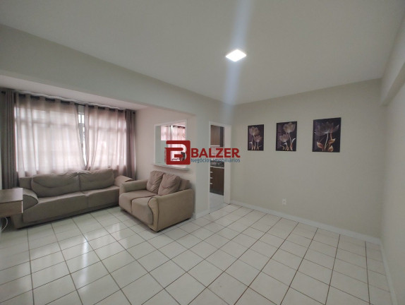 Imagem Apartamento com 2 Quartos à Venda, 72 m² em Centro - Florianópolis Imagem Apartamento com 2 Quartos à Venda, 72 m² em Centro - Florianópolis