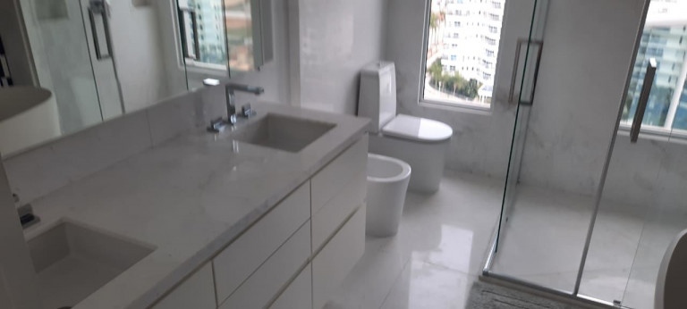 Imagem Cobertura com 5 Quartos à Venda, 610 m² em Praia Brava - Itajaí