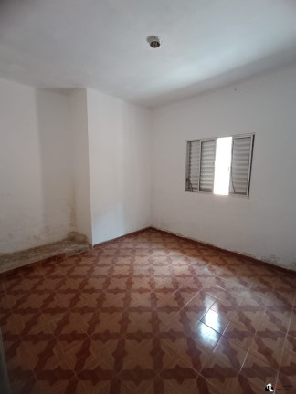 Imagem Casa com 2 Quartos à Venda, 250 m² em Jardim Hanna - Guarulhos Imagem Casa com 2 Quartos à Venda, 250 m² em Jardim Hanna - Guarulhos