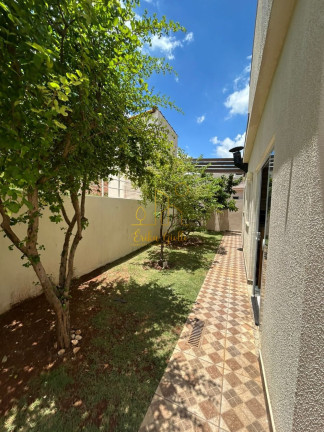 Imagem Casa com 3 Quartos à Venda, 480 m² em Res. Aziz Louveira - Vinhedo-sp Imagem Casa com 3 Quartos à Venda, 480 m² em Res. Aziz Louveira - Vinhedo-sp