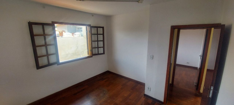 Imagem Sobrado com 3 Quartos à Venda, 180 m² em Vila Oliveira - Mogi Das Cruzes Imagem Sobrado com 3 Quartos à Venda, 180 m² em Vila Oliveira - Mogi Das Cruzes