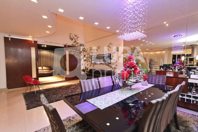 Casa com 4 Quartos à Venda, 356 m² em Tremembé - São Paulo