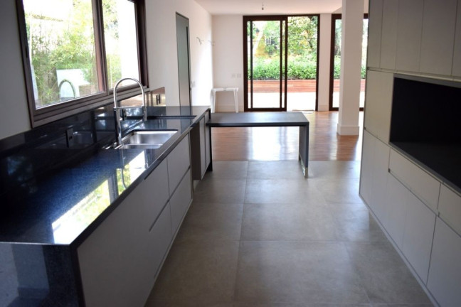 Imagem Casa com 4 Quartos à Venda, 410 m² em Boaçava - São Paulo Imagem Casa com 4 Quartos à Venda, 410 m² em Boaçava - São Paulo