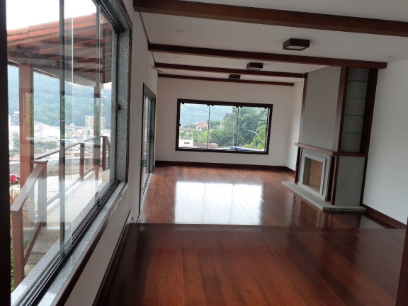 Imagem Casa com 4 Quartos à Venda, 382 m² em Parque São Luiz - Teresópolis Imagem Casa com 4 Quartos à Venda, 382 m² em Parque São Luiz - Teresópolis