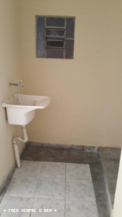 Imagem Casa com 5 Quartos à Venda, 200 m² em Centro - Taubaté Imagem Casa com 5 Quartos à Venda, 200 m² em Centro - Taubaté