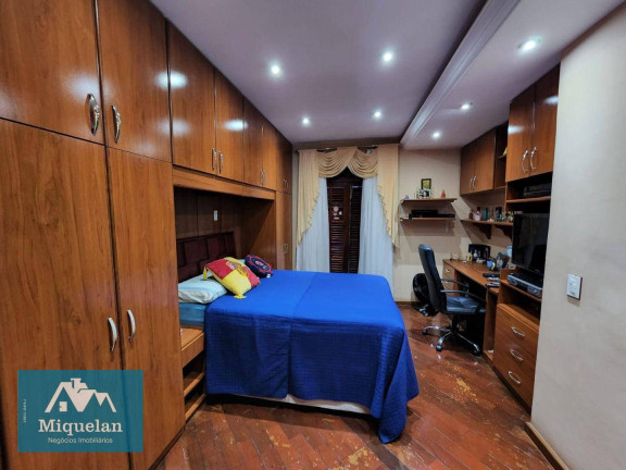 Imagem Sobrado com 3 Quartos à Venda, 300 m² em Vila Galvão - Guarulhos Imagem Sobrado com 3 Quartos à Venda, 300 m² em Vila Galvão - Guarulhos