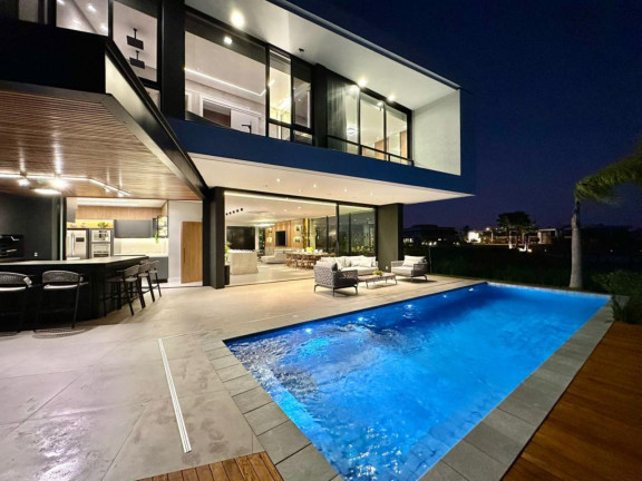 Imagem Casa com 5 Quartos à Venda, 450 m² em Centro - Capao Da Canoa Imagem Casa com 5 Quartos à Venda, 450 m² em Centro - Capao Da Canoa