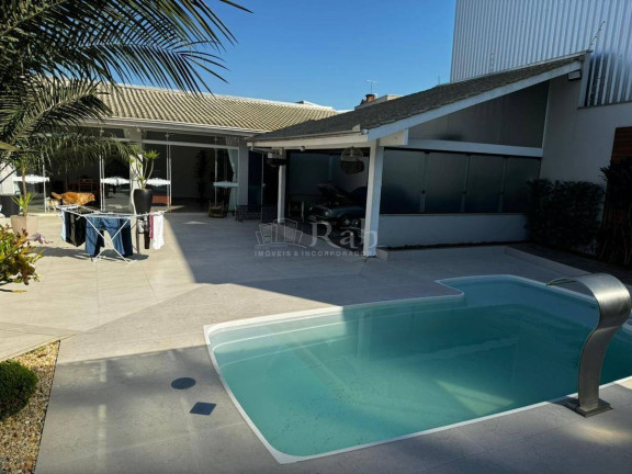 Casa com 3 Quartos à Venda, 197 m² em Itaipava - Itajaí