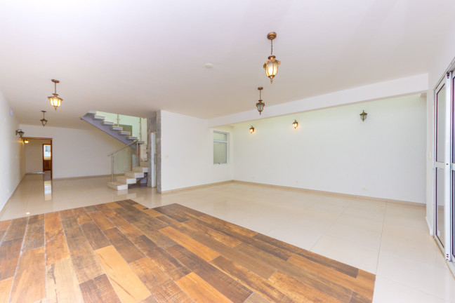 Imagem Casa com 3 Quartos à Venda, 300 m² em Planalto Paulista - São Paulo Imagem Casa com 3 Quartos à Venda, 300 m² em Planalto Paulista - São Paulo