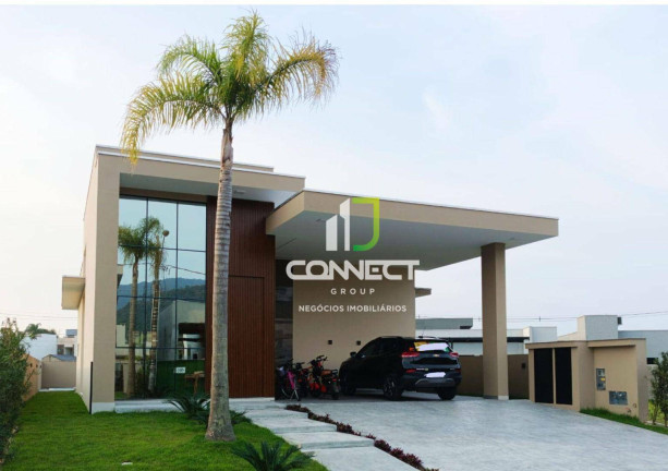 Imagem Casa com 3 Quartos à Venda, 158 m² em Centro - Camboriú Imagem Casa com 3 Quartos à Venda, 158 m² em Centro - Camboriú