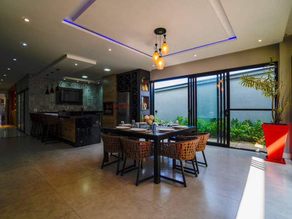Imagem Casa com 3 Quartos à Venda, 291 m² em Itapetinga - Atibaia Imagem Casa com 3 Quartos à Venda, 291 m² em Itapetinga - Atibaia