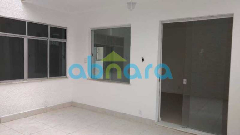 Imagem Apartamento com 3 Quartos à Venda, 131 m² em Copacabana - Rio De Janeiro