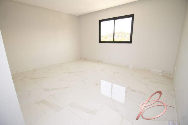 Imagem Casa com 4 Quartos à Venda, 250 m² em Barra - Balneário Camboriú