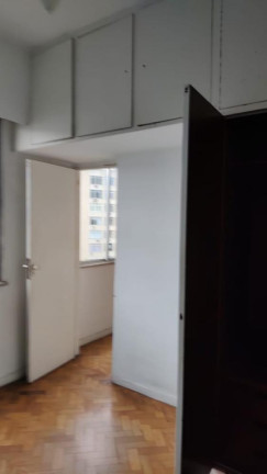 Imagem Imóvel com 3 Quartos à Venda, 25 m² em Copacabana - Rio De Janeiro Imagem Imóvel com 3 Quartos à Venda, 25 m² em Copacabana - Rio De Janeiro