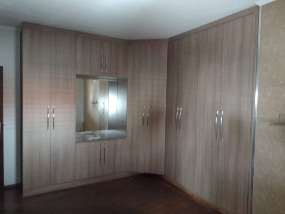 Imagem Casa com 3 Quartos para Alugar, 252 m² em Centro - Suzano