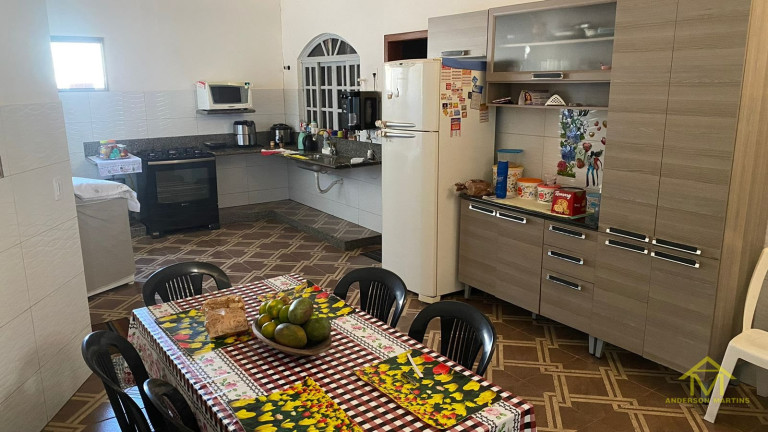 Imagem Casa com 5 Quartos à Venda, 315 m² em Guaranhuns - Vila Velha Imagem Casa com 5 Quartos à Venda, 315 m² em Guaranhuns - Vila Velha
