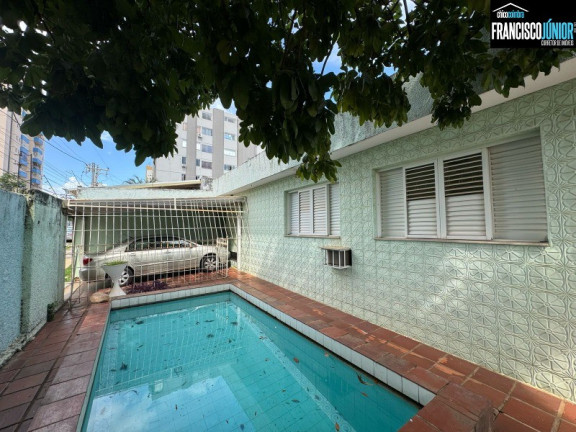 Imagem Casa com 3 Quartos à Venda, 241 m² em Setor Aeroporto - Goiânia Imagem Casa com 3 Quartos à Venda, 241 m² em Setor Aeroporto - Goiânia