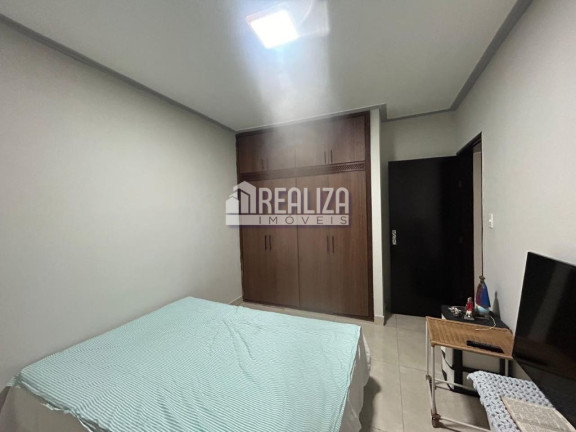 Imagem Casa com 3 Quartos à Venda, 231 m² em Vila Maria Helena - Uberaba Imagem Casa com 3 Quartos à Venda, 231 m² em Vila Maria Helena - Uberaba