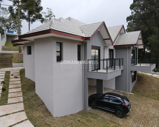 Imagem Casa com 4 Quartos à Venda, 298 m² em Região De Capivari - Campos Do Jordão Imagem Casa com 4 Quartos à Venda, 298 m² em Região De Capivari - Campos Do Jordão