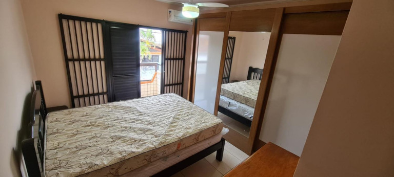 Imagem Sobrado com 2 Quartos à Venda, em Maracanã - Praia Grande Imagem Sobrado com 2 Quartos à Venda, em Maracanã - Praia Grande