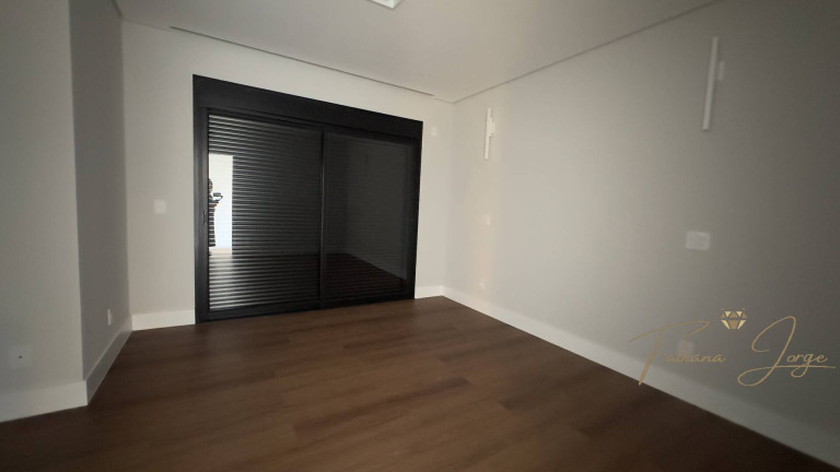 Imagem Casa de Condomínio com 3 Quartos à Venda, 245 m² em Jardim São Marcos - Valinhos