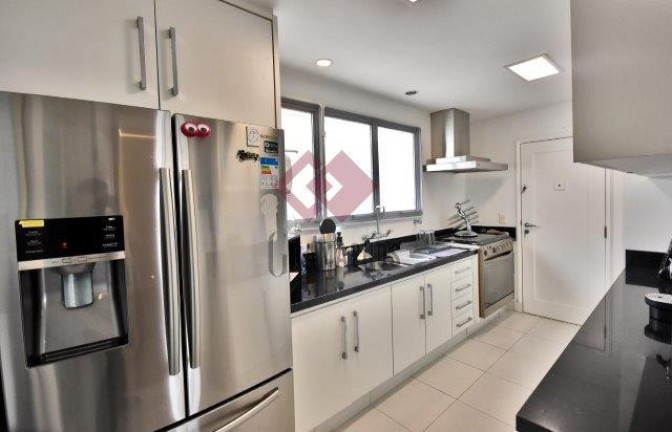 Imagem Apartamento com 3 Quartos à Venda, 181 m² em Moema - São Paulo Imagem Apartamento com 3 Quartos à Venda, 181 m² em Moema - São Paulo
