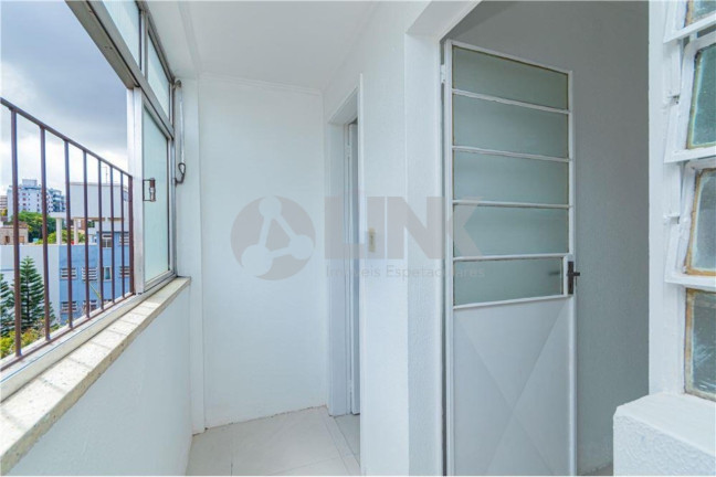 Imagem Apartamento com 2 Quartos à Venda, 74 m² em Passo Da Areia - Porto Alegre Imagem Apartamento com 2 Quartos à Venda, 74 m² em Passo Da Areia - Porto Alegre