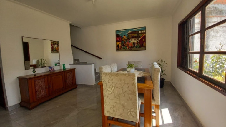 Casa com 3 Quartos à Venda, 200 m² em Jardim Saporito - Taboão Da Serra