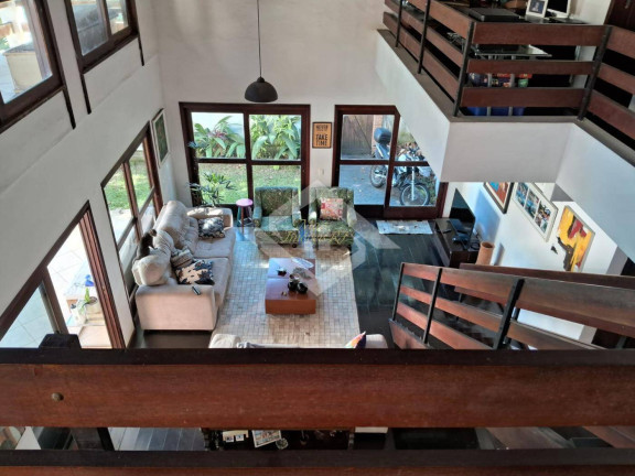 Imagem Casa com 3 Quartos à Venda, 246 m² em Piratininga - Niterói Imagem Casa com 3 Quartos à Venda, 246 m² em Piratininga - Niterói