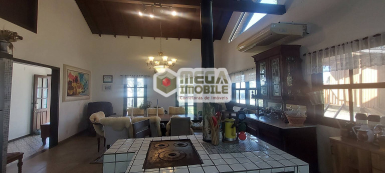 Imagem Casa com 5 Quartos à Venda, 170 m² em Centro - Rancho Queimado Imagem Casa com 5 Quartos à Venda, 170 m² em Centro - Rancho Queimado