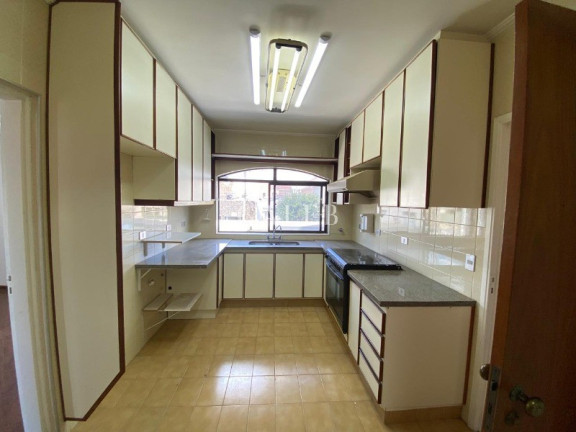 Imagem Imóvel com 4 Quartos à Venda, 227 m² em Centro - Atibaia Imagem Imóvel com 4 Quartos à Venda, 227 m² em Centro - Atibaia