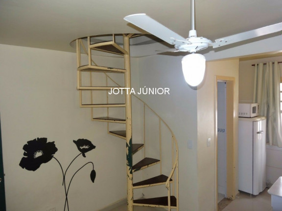 Imagem Imóvel com 1 Quarto à Venda, 38 m² em Algodoal - Cabo Frio